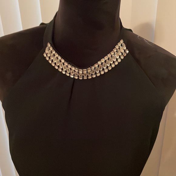 Designer Formal - Picture 2 of 4